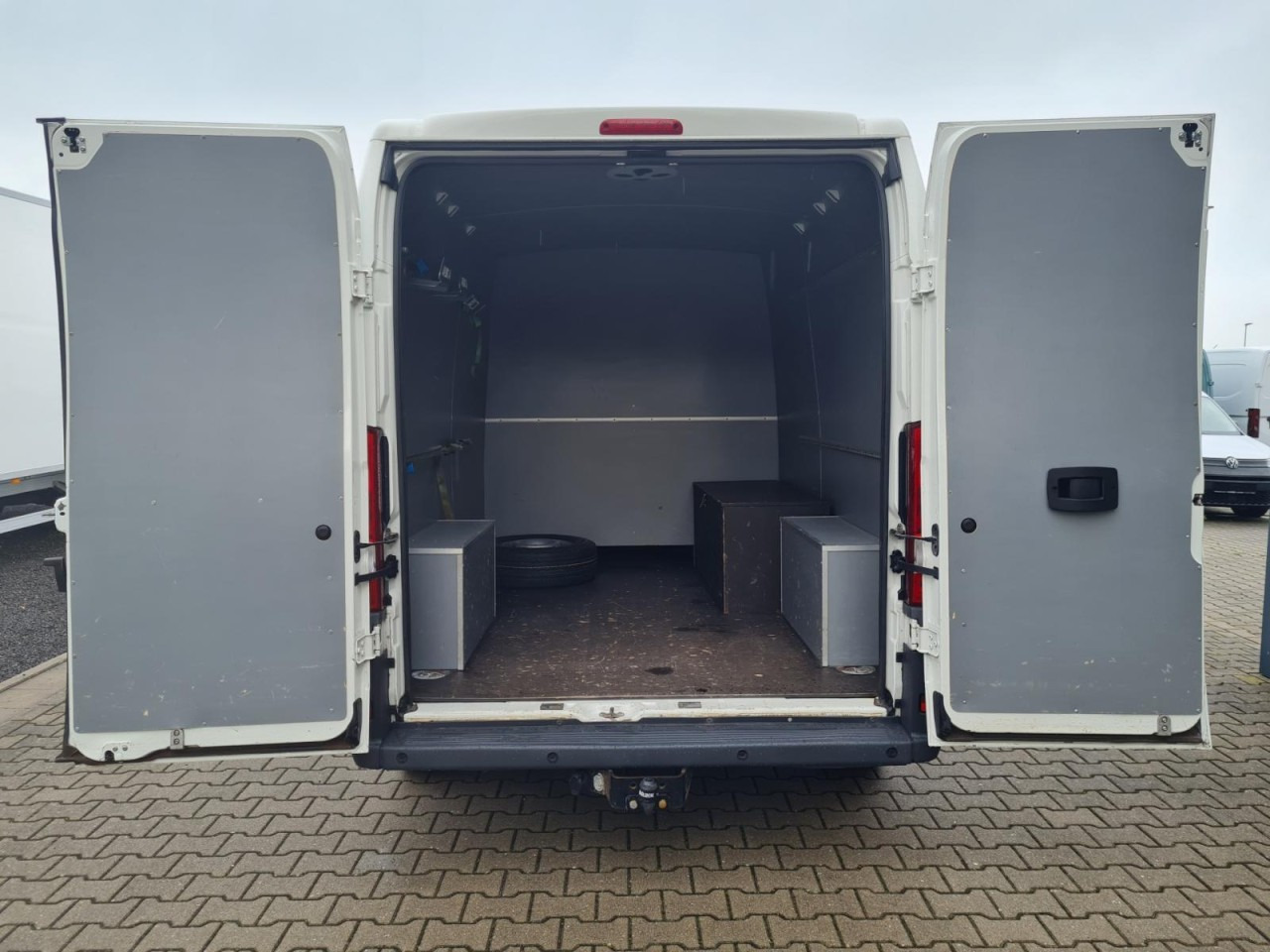 Peugeot Boxer Kasten L3H2 Doka 6-Sitze AHK PDC KLIMA - Furgão compacto, Carrinha cabine dupla: foto 5 Peugeot Boxer Kasten L3H2 Doka 6-Sitze AHK PDC KLIMA - Furgão compacto, Carrinha cabine dupla: foto 5