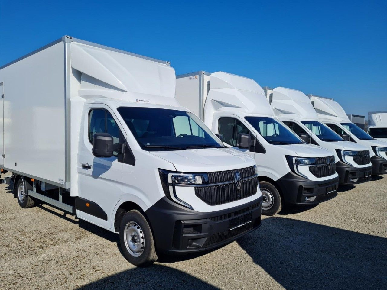 Renault Master 3,5t Koffer dCi 165 mit 10 Pal. Plätze - Carrinha de contentor: foto 2 Renault Master 3,5t Koffer dCi 165 mit 10 Pal. Plätze - Carrinha de contentor: foto 2