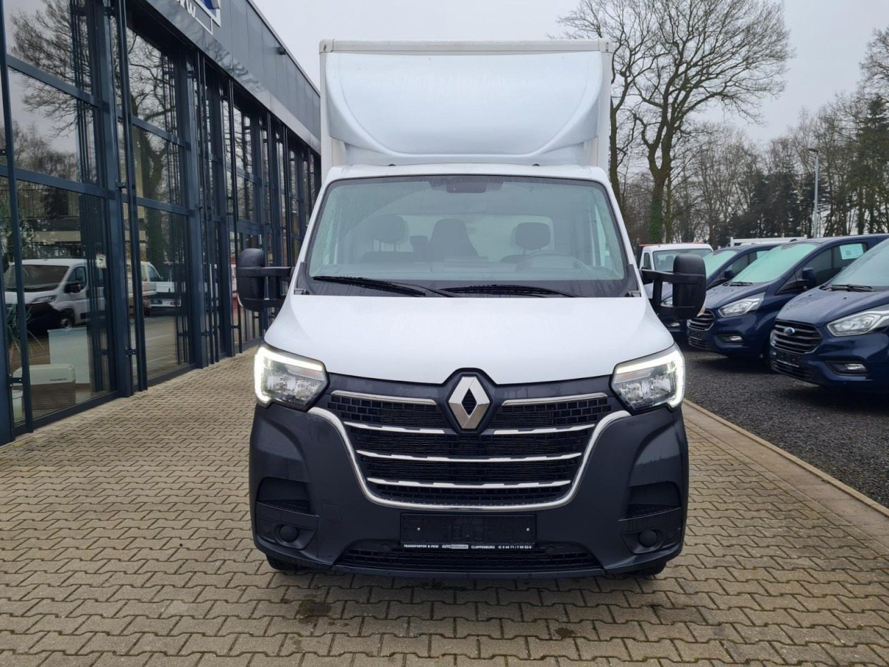 Renault Master 3.5t Möbel Koffer mit 10 Pal. Plätze TEMPOMAT - Carrinha de contentor: foto 2 Renault Master 3.5t Möbel Koffer mit 10 Pal. Plätze TEMPOMAT - Carrinha de contentor: foto 2