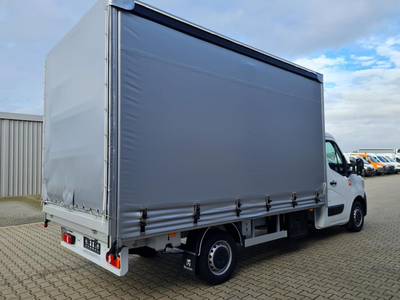 Renault Master 3,5t Pritsche L3 Schiebeplane ERGO TEMPOM - Furgão de toldo: foto 4 Renault Master 3,5t Pritsche L3 Schiebeplane ERGO TEMPOM - Furgão de toldo: foto 4