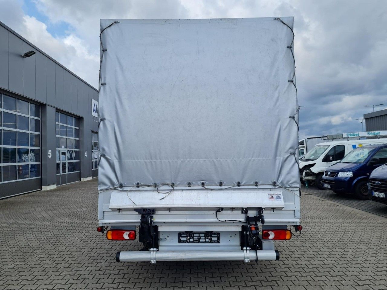 Renault Master 3,5t Pritsche dCi Plane Schlafkab. LBW - Furgão de toldo: foto 5 Renault Master 3,5t Pritsche dCi Plane Schlafkab. LBW - Furgão de toldo: foto 5