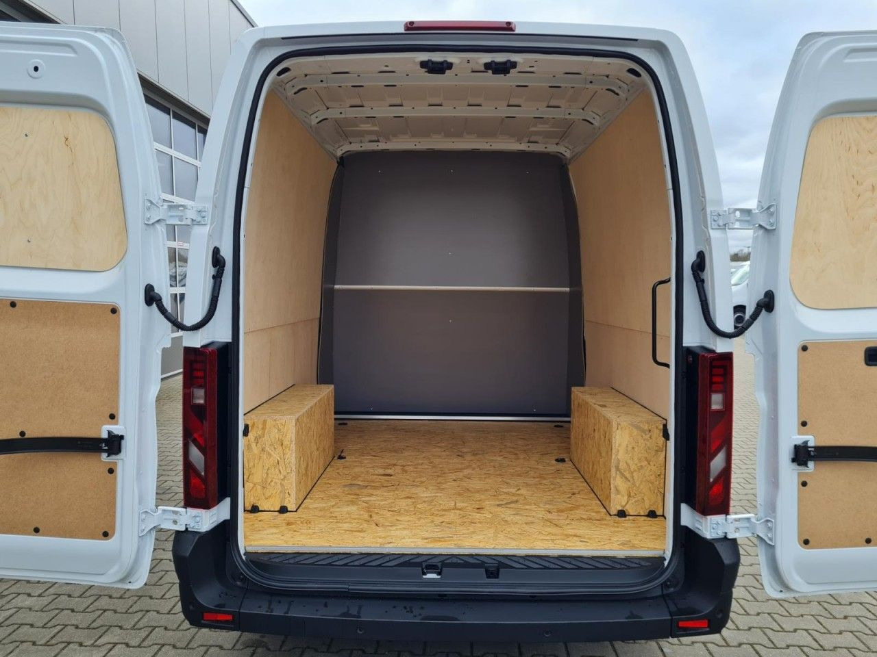 Renault Master 35 Kasten L3 Doka 7-Sitze KLIMA TEMPOMAT - Furgão, Carrinha cabine dupla: foto 5 Renault Master 35 Kasten L3 Doka 7-Sitze KLIMA TEMPOMAT - Furgão, Carrinha cabine dupla: foto 5