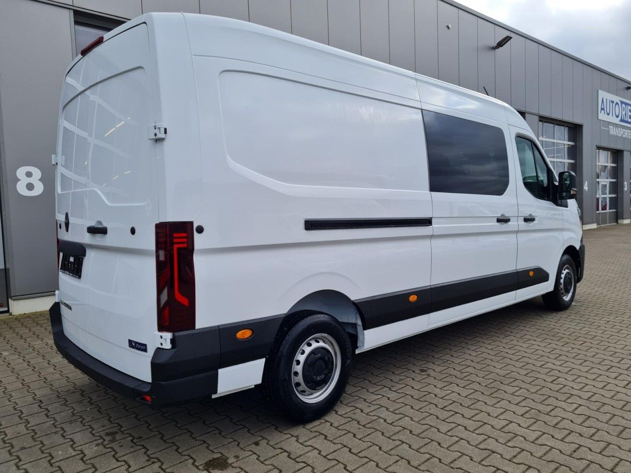Renault Master 35 Kasten L3 Doka 7-Sitze KLIMA TEMPOMAT - Furgão, Carrinha cabine dupla: foto 4 Renault Master 35 Kasten L3 Doka 7-Sitze KLIMA TEMPOMAT - Furgão, Carrinha cabine dupla: foto 4
