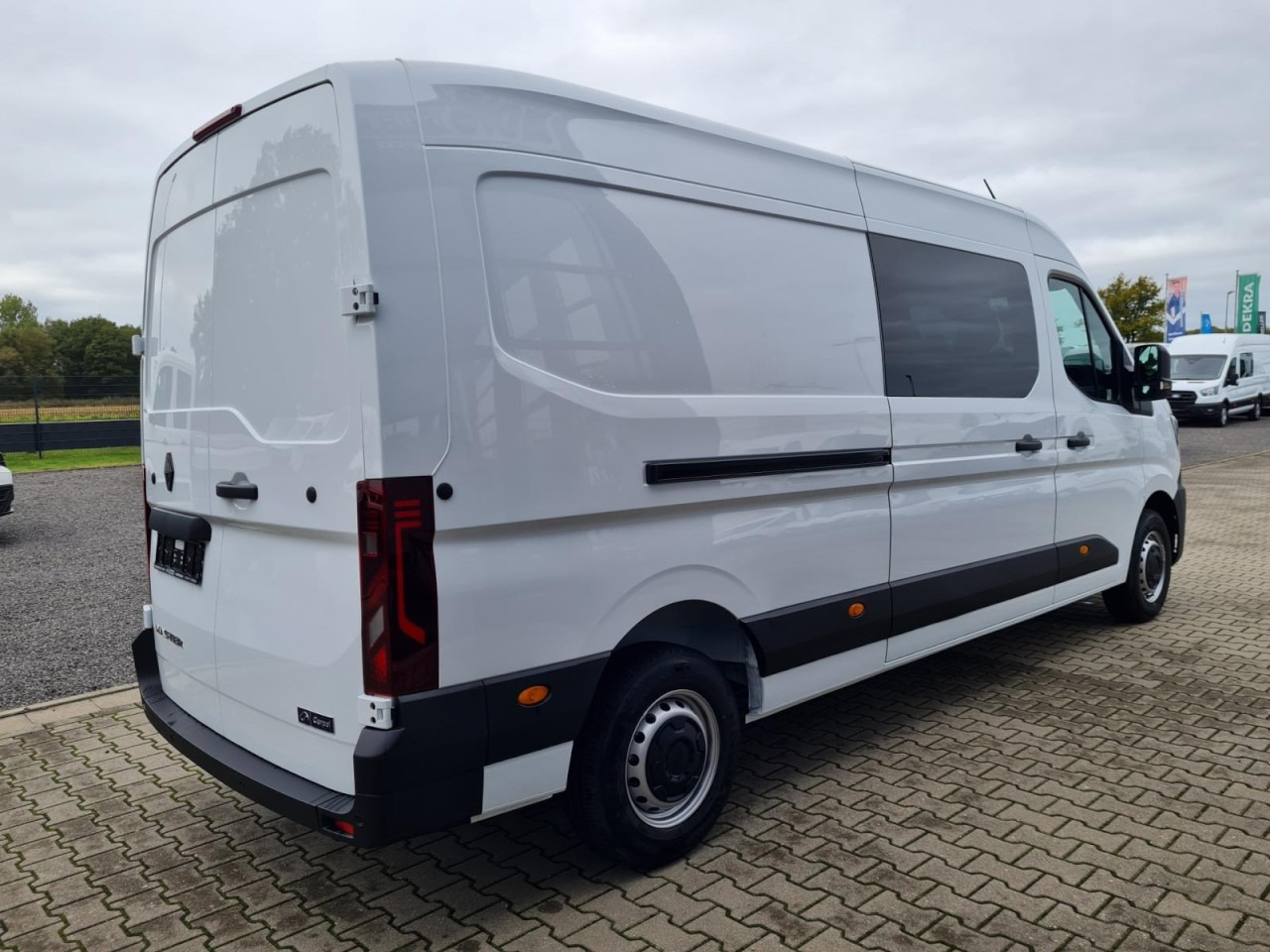 Renault Master 35 Kasten dCi Doka L3H2 KLIMA TEMPOMAT - Carrinha cabine dupla: foto 4 Renault Master 35 Kasten dCi Doka L3H2 KLIMA TEMPOMAT - Carrinha cabine dupla: foto 4