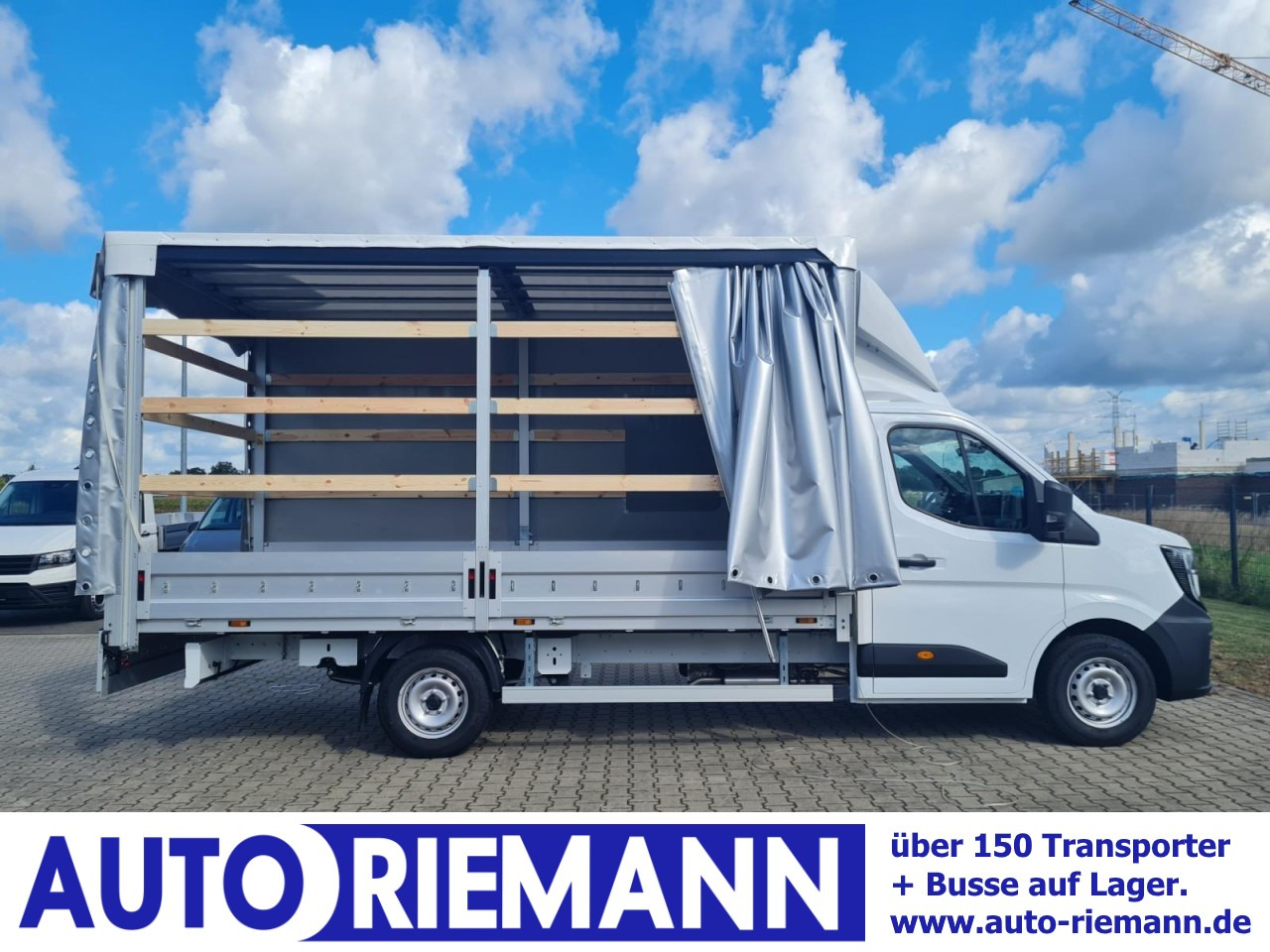 Renault Master 35 Pritsche Schiebe Plane KLIMA TEMPOMAT - Furgão de toldo: foto 1 Renault Master 35 Pritsche Schiebe Plane KLIMA TEMPOMAT - Furgão de toldo: foto 1