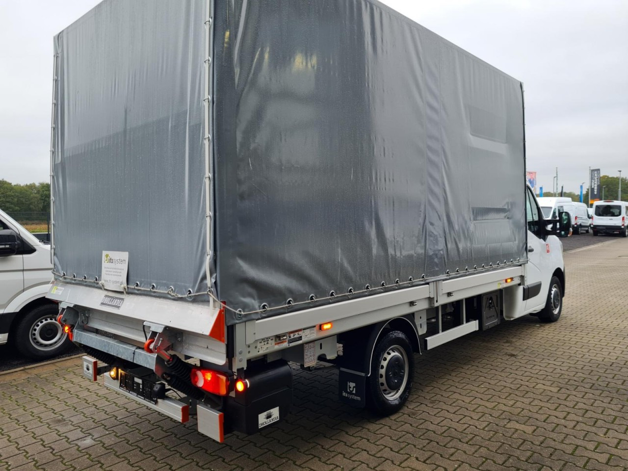 Renault Master 35 Pritsche Schiebe Plane LBW LUFTFEDERUNG - Furgão de toldo: foto 5 Renault Master 35 Pritsche Schiebe Plane LBW LUFTFEDERUNG - Furgão de toldo: foto 5
