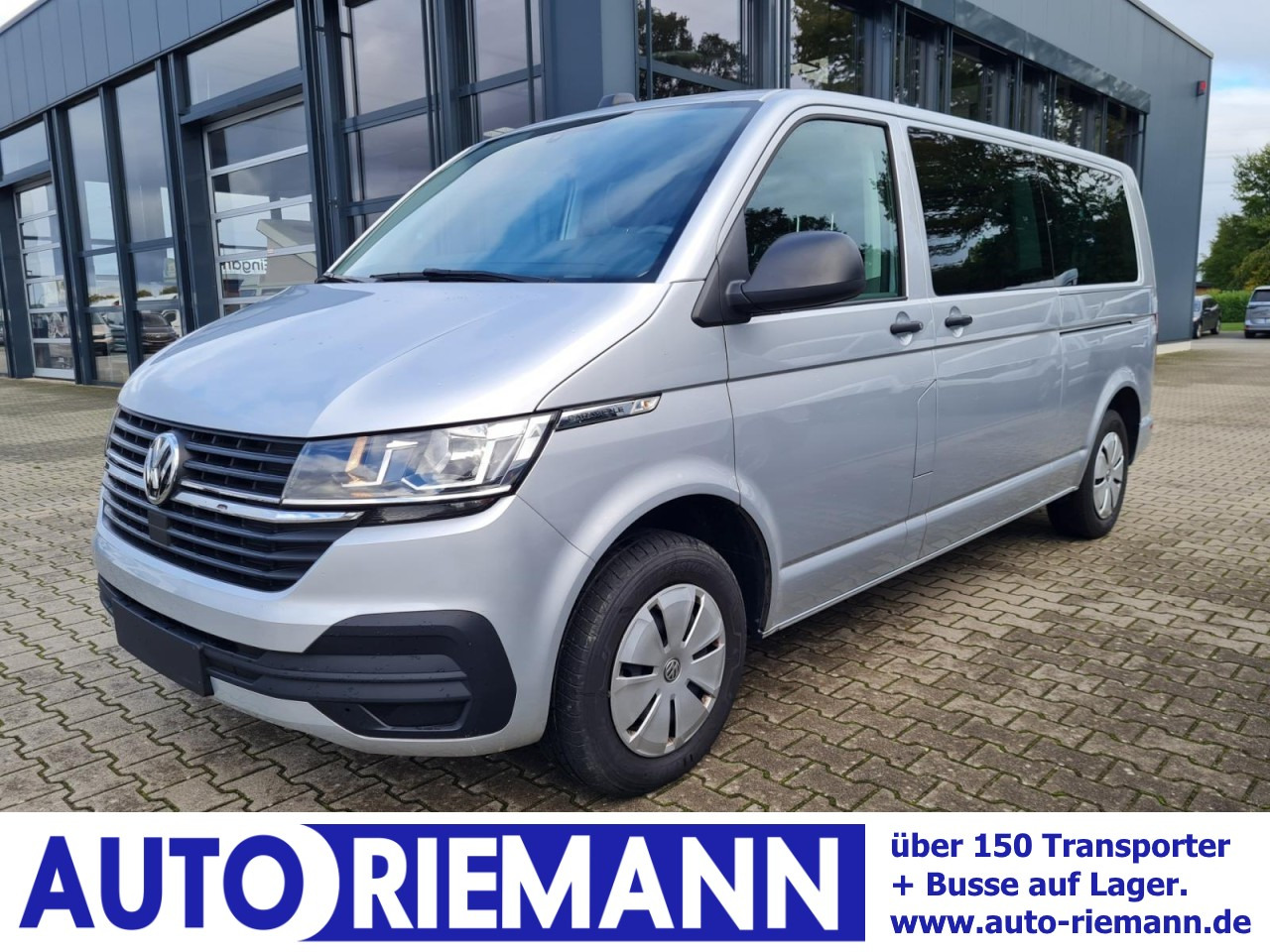 VW Volkswagen T6.1 Caravelle TDI lang 9 Sitzer 2 Schiebetüren Trendl. - Micro-ônibus, Furgão de passageiros: foto 1 VW Volkswagen T6.1 Caravelle TDI lang 9 Sitzer 2 Schiebetüren Trendl. - Micro-ônibus, Furgão de passageiros: foto 1