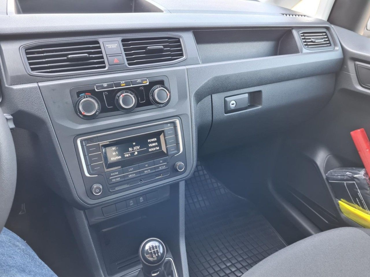 Automóvel Volkswagen Caddy 4Motion TDi Kombi 5-Sitze REGALSYSTEM TEMP: foto 12
