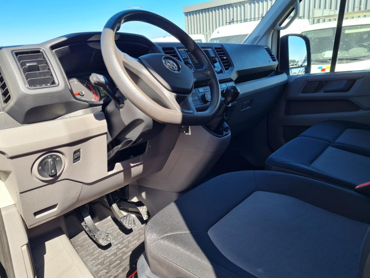 Furgão caixa aberta Volkswagen Crafter 35 Doka MR 7-Sitze AHK KLIMA KOMFORT: foto 9
