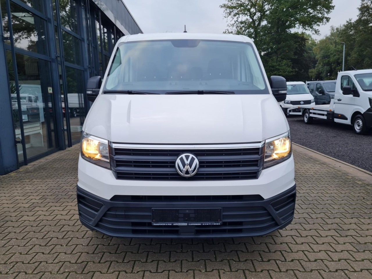 Volkswagen Crafter 35 Doka MR Pritsche AHK Klima 7 Sitzer - Furgão caixa aberta, Carrinha cabine dupla: foto 2 Volkswagen Crafter 35 Doka MR Pritsche AHK Klima 7 Sitzer - Furgão caixa aberta, Carrinha cabine dupla: foto 2