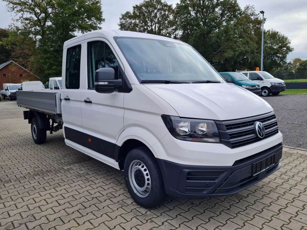 Volkswagen Crafter 35 Doka TDI Pritsche lang L4 KLIMA TEMPOMAT - Furgão caixa aberta, Carrinha cabine dupla: foto 3 Volkswagen Crafter 35 Doka TDI Pritsche lang L4 KLIMA TEMPOMAT - Furgão caixa aberta, Carrinha cabine dupla: foto 3