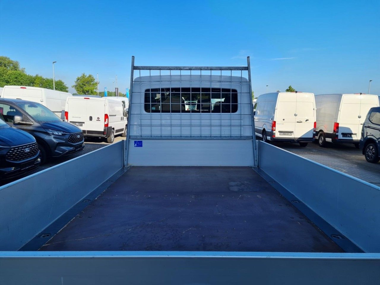 Volkswagen Crafter 35 Doka TDI lang AHK Klima - Furgão caixa aberta, Carrinha cabine dupla: foto 5 Volkswagen Crafter 35 Doka TDI lang AHK Klima - Furgão caixa aberta, Carrinha cabine dupla: foto 5