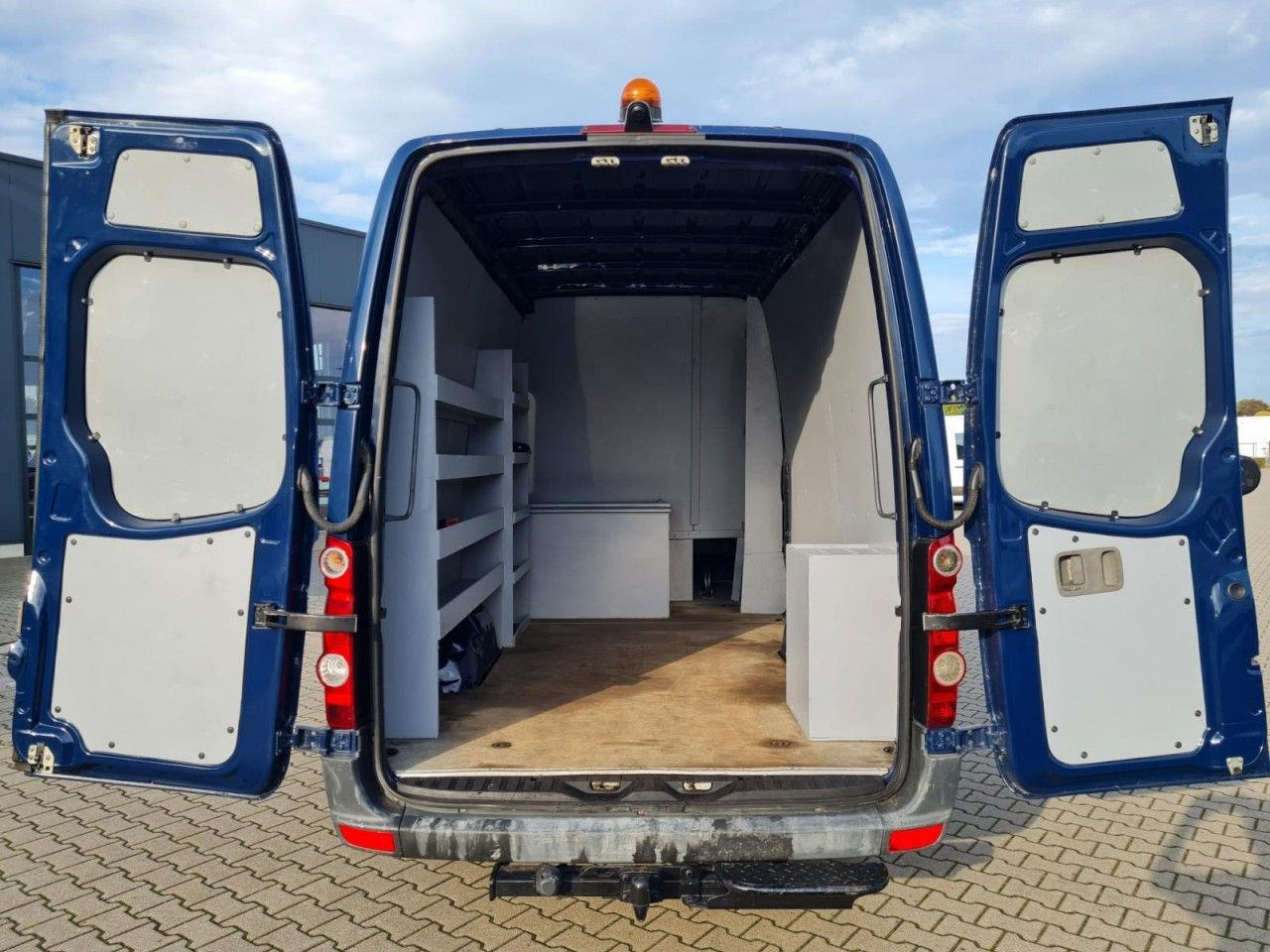 Volkswagen Crafter 35 Kasten Doka 5 Sitze AHK 3.5to REGALSY - Furgão, Carrinha cabine dupla: foto 5 Volkswagen Crafter 35 Kasten Doka 5 Sitze AHK 3.5to REGALSY - Furgão, Carrinha cabine dupla: foto 5