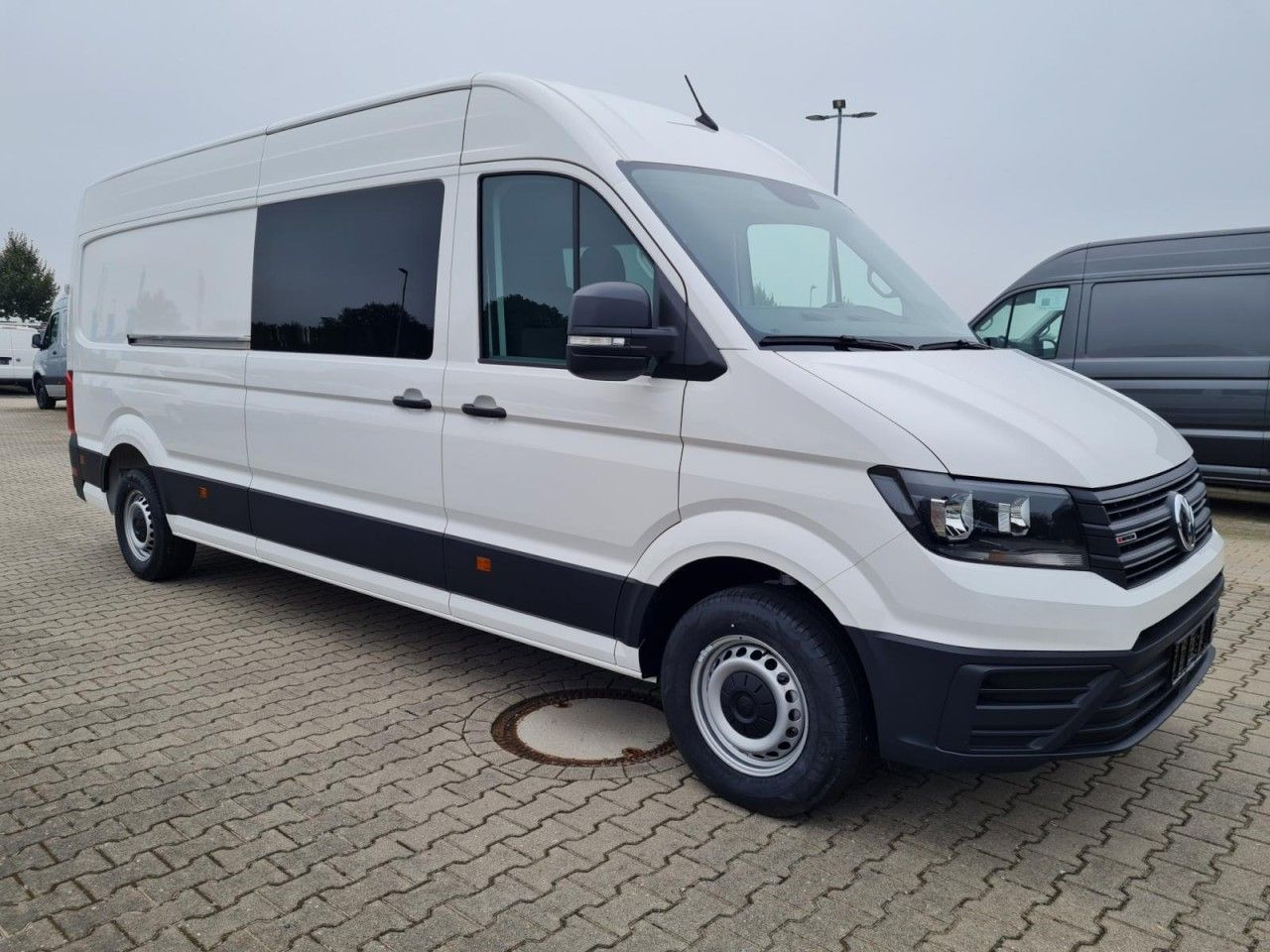Volkswagen Crafter 35 Kasten Plus 4MOTION Doka Mixto L4H3 - Furgão, Carrinha cabine dupla: foto 3 Volkswagen Crafter 35 Kasten Plus 4MOTION Doka Mixto L4H3 - Furgão, Carrinha cabine dupla: foto 3
