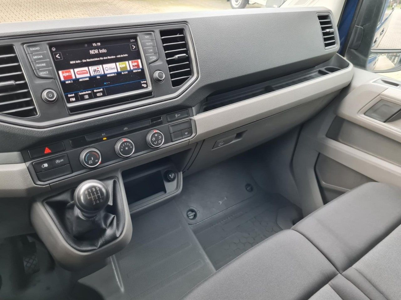 Furgão, Carrinha cabine dupla Volkswagen Crafter 35 Kasten Plus Doka mixto NAVI AHK 6 Sit: foto 11