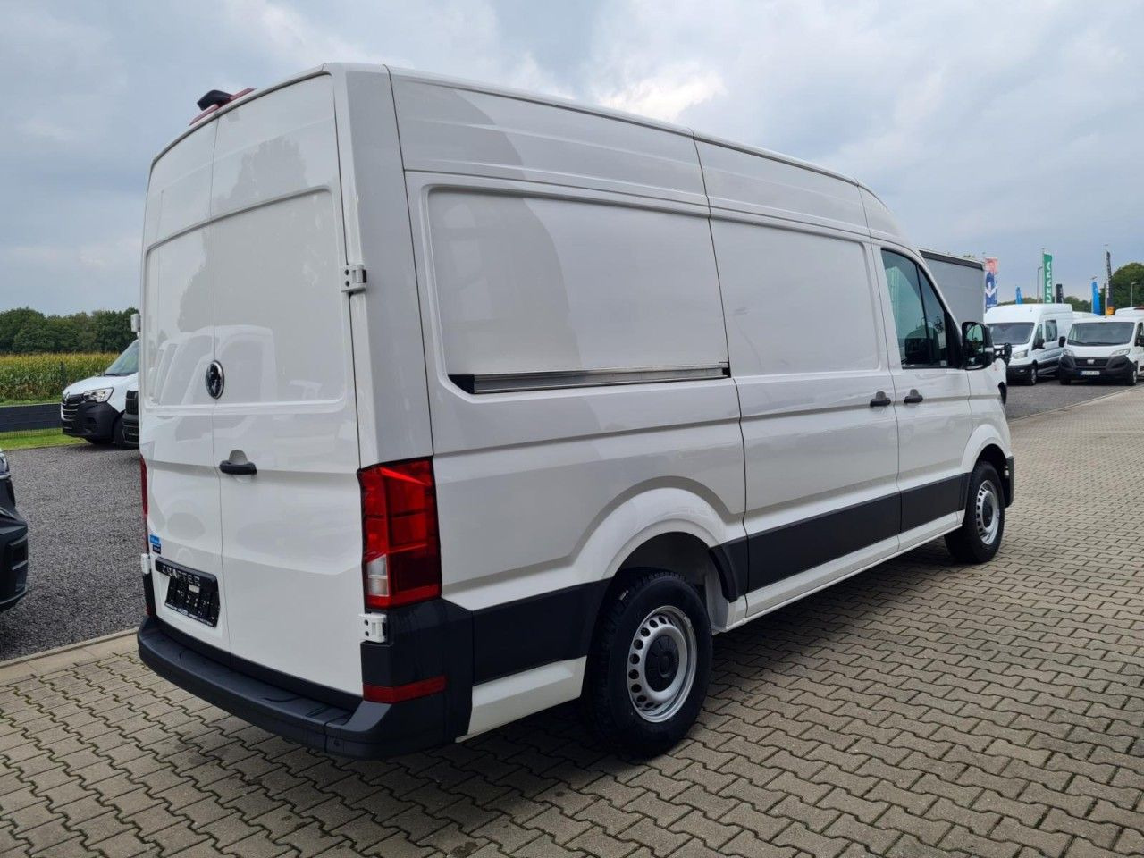 Volkswagen Crafter 35 Kasten TDI L3H3 LED TEMPOMAT AUTOMATI - Furgão: foto 4 Volkswagen Crafter 35 Kasten TDI L3H3 LED TEMPOMAT AUTOMATI - Furgão: foto 4
