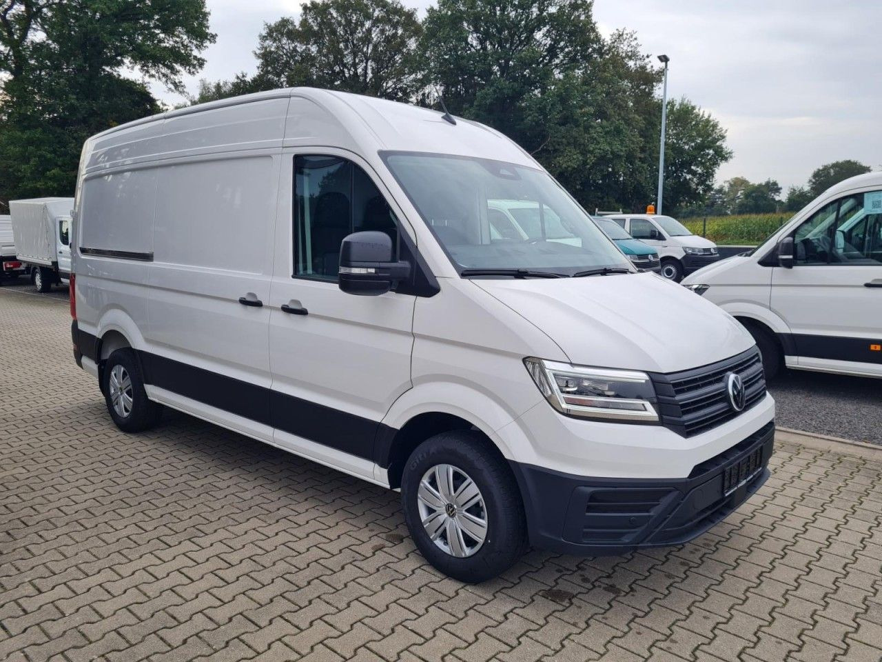 Volkswagen Crafter 35 Kasten TDI MR AHK ERGO LED TEMPOMAT - Furgão: foto 3 Volkswagen Crafter 35 Kasten TDI MR AHK ERGO LED TEMPOMAT - Furgão: foto 3