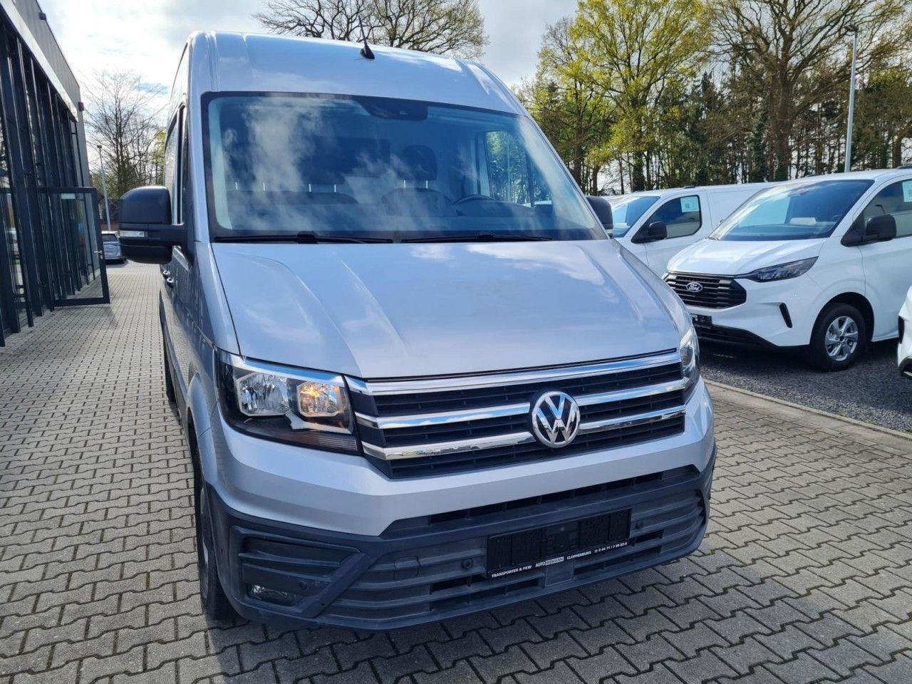 Volkswagen Crafter 35 Kasten TDI MR hoch NAVI KLIMA TEMPOMA - Furgão: foto 2 Volkswagen Crafter 35 Kasten TDI MR hoch NAVI KLIMA TEMPOMA - Furgão: foto 2