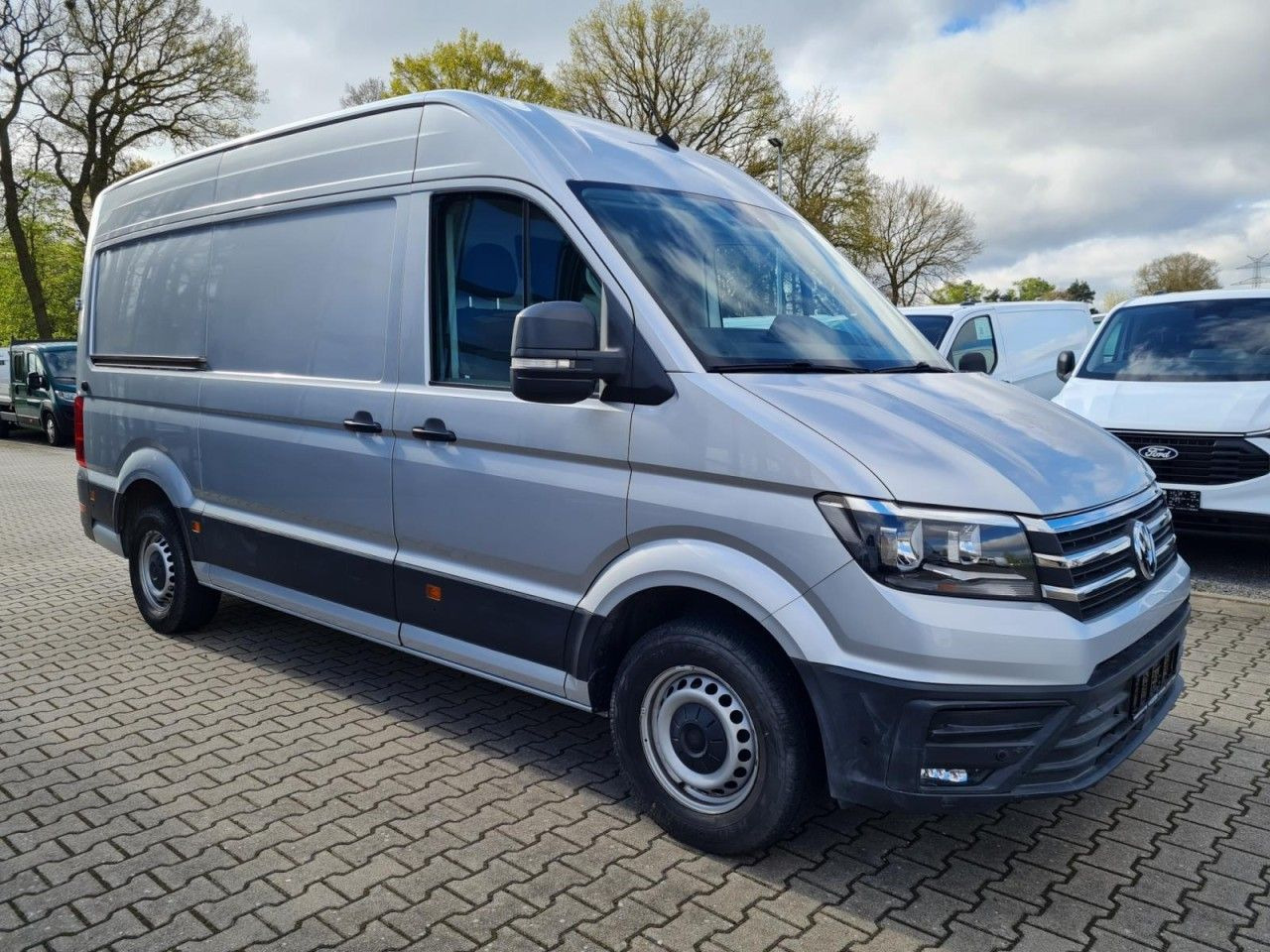 Volkswagen Crafter 35 Kasten TDI MR hoch NAVI KLIMA TEMPOMA - Furgão: foto 3 Volkswagen Crafter 35 Kasten TDI MR hoch NAVI KLIMA TEMPOMA - Furgão: foto 3