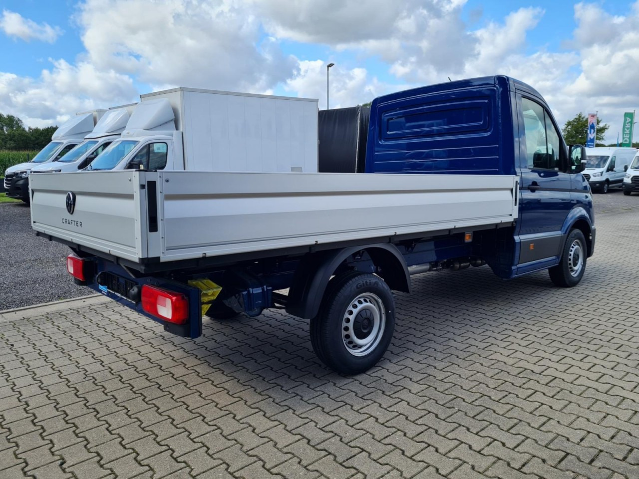 Volkswagen Crafter 35 Pritsche TDI L3 KLIMA TEMPOMAT 3 Sitzer - Furgão caixa aberta: foto 4 Volkswagen Crafter 35 Pritsche TDI L3 KLIMA TEMPOMAT 3 Sitzer - Furgão caixa aberta: foto 4
