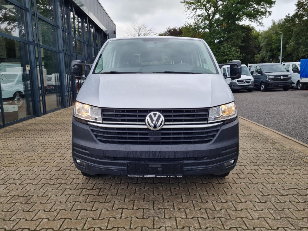 Volkswagen T6.1 Doka Pritsche Plane 6-Sitze Klima Komfort - Furgão caixa aberta, Carrinha cabine dupla: foto 2 Volkswagen T6.1 Doka Pritsche Plane 6-Sitze Klima Komfort - Furgão caixa aberta, Carrinha cabine dupla: foto 2
