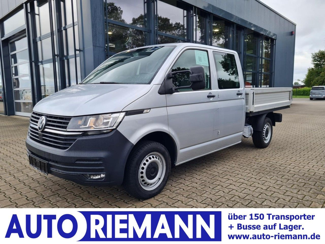 Volkswagen T6.1 Doka Pritsche Plane 6-Sitze Klima Komfort - Furgão de toldo, Carrinha cabine dupla: foto 1 Volkswagen T6.1 Doka Pritsche Plane 6-Sitze Klima Komfort - Furgão de toldo, Carrinha cabine dupla: foto 1