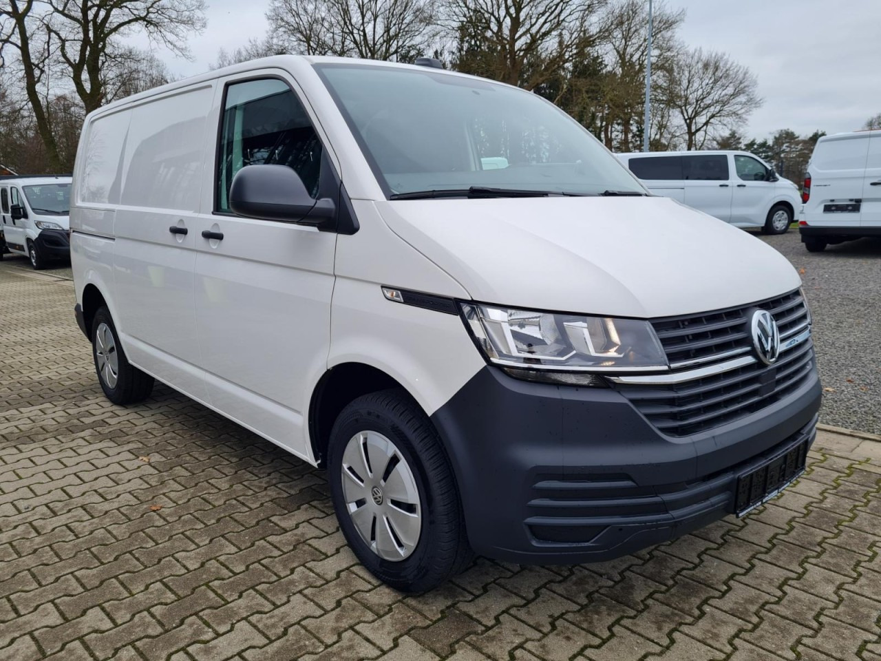 Volkswagen T6.1 Kasten KR Heckklappe KAMERA KLIMA NAVI/APP - Furgão compacto: foto 3 Volkswagen T6.1 Kasten KR Heckklappe KAMERA KLIMA NAVI/APP - Furgão compacto: foto 3