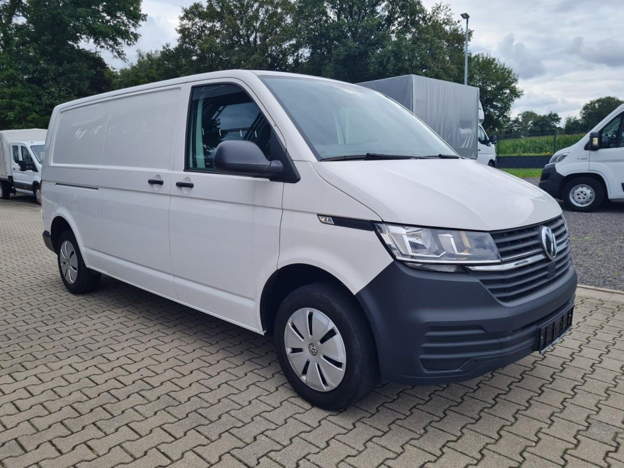 Volkswagen T6.1 Kasten TDi lang Flügeltüren KLIMA Verkleidu - Furgão compacto: foto 3 Volkswagen T6.1 Kasten TDi lang Flügeltüren KLIMA Verkleidu - Furgão compacto: foto 3