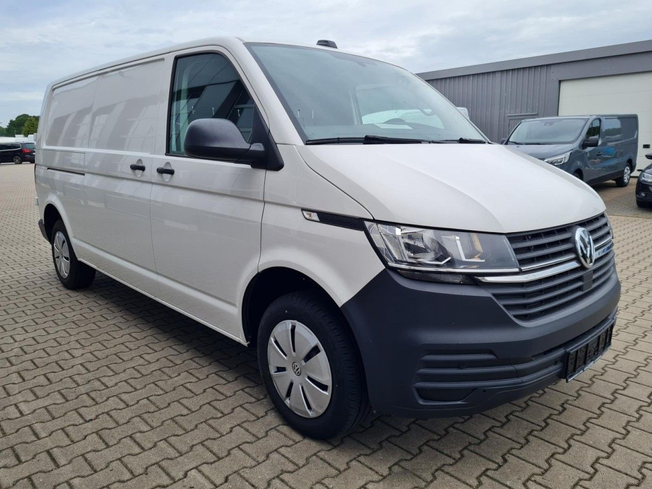 Volkswagen T6.1 Kasten lang DSG KLIMA KOMFORT ACC TEMPO PDC - Furgão compacto: foto 3 Volkswagen T6.1 Kasten lang DSG KLIMA KOMFORT ACC TEMPO PDC - Furgão compacto: foto 3