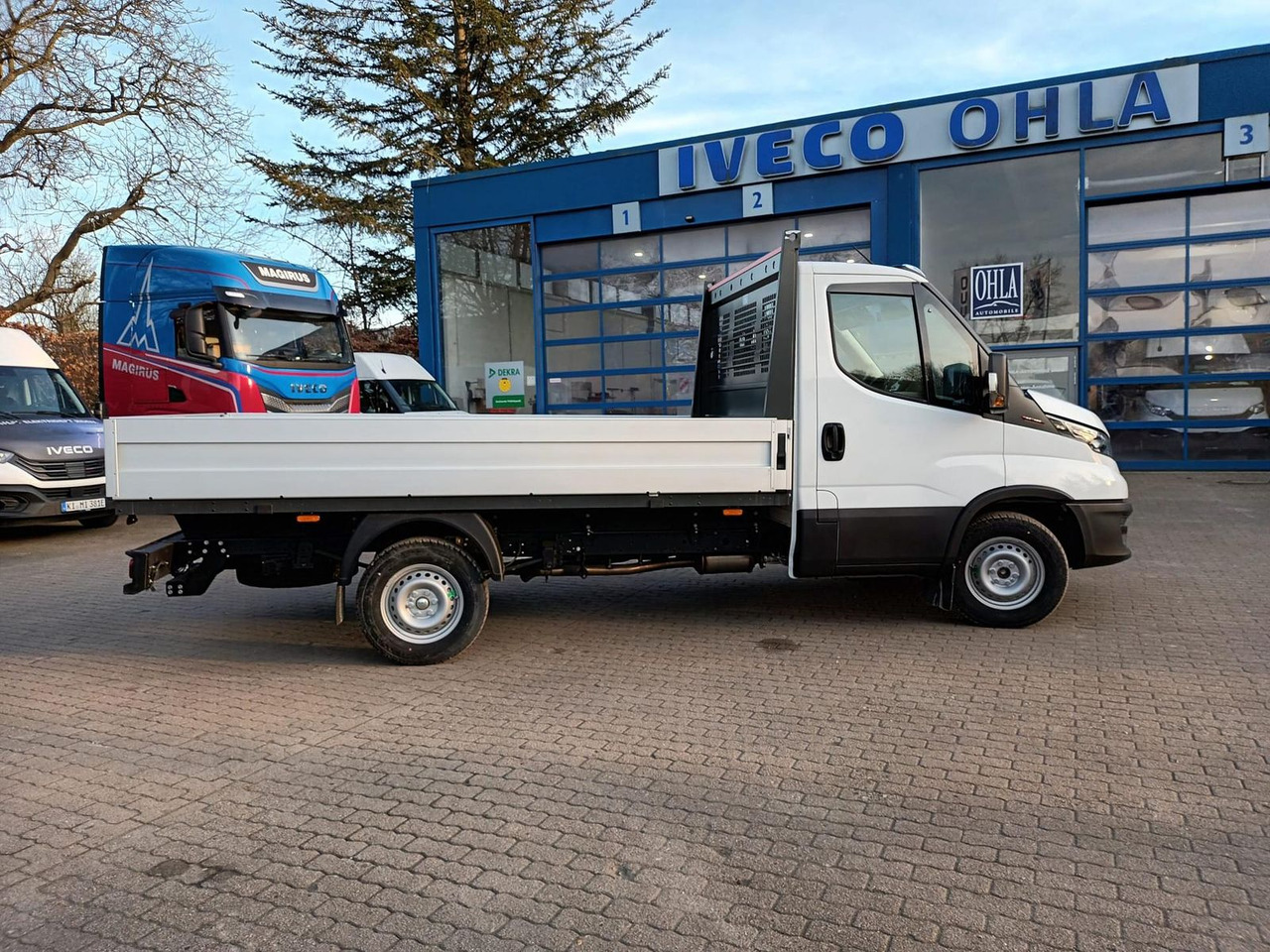 Iveco Daily 35S16H3.0 Pritsche,AHK, Rückfahrkamera... - Furgão caixa aberta: foto 5 Iveco Daily 35S16H3.0 Pritsche,AHK, Rückfahrkamera... - Furgão caixa aberta: foto 5