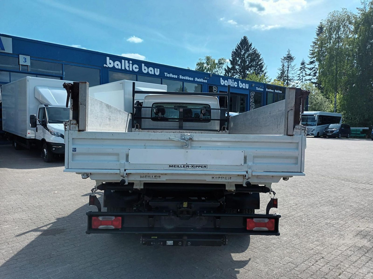 Iveco Daily 70C18H Meiler Kipper Dreiseitenkipper 1... - Furgão basculante: foto 5 Iveco Daily 70C18H Meiler Kipper Dreiseitenkipper 1... - Furgão basculante: foto 5