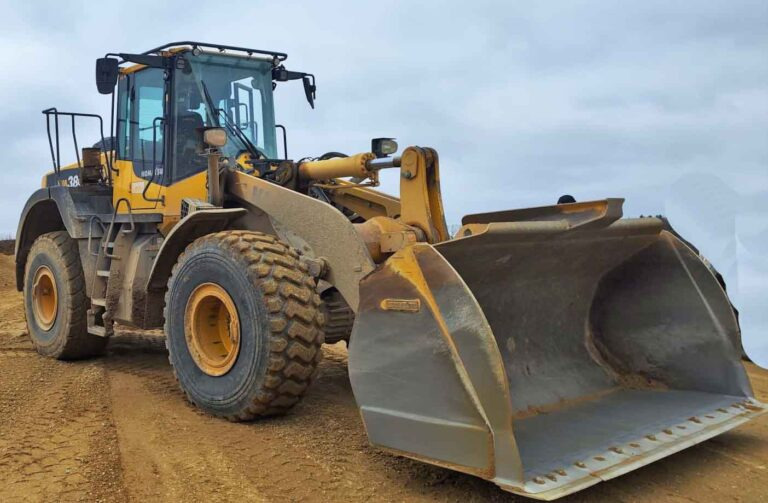 Komatsu WA380-8 wheel loader / Radlader - Carregadeira: foto 1 Komatsu WA380-8 wheel loader / Radlader - Carregadeira: foto 1
