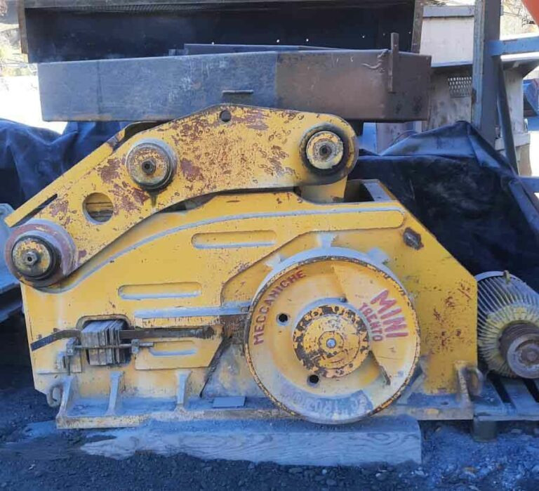 Mini Trento GRC100/3 – Jaw crusher / Backenbrecher - Britador de mandíbula: foto 1 Mini Trento GRC100/3 – Jaw crusher / Backenbrecher - Britador de mandíbula: foto 1
