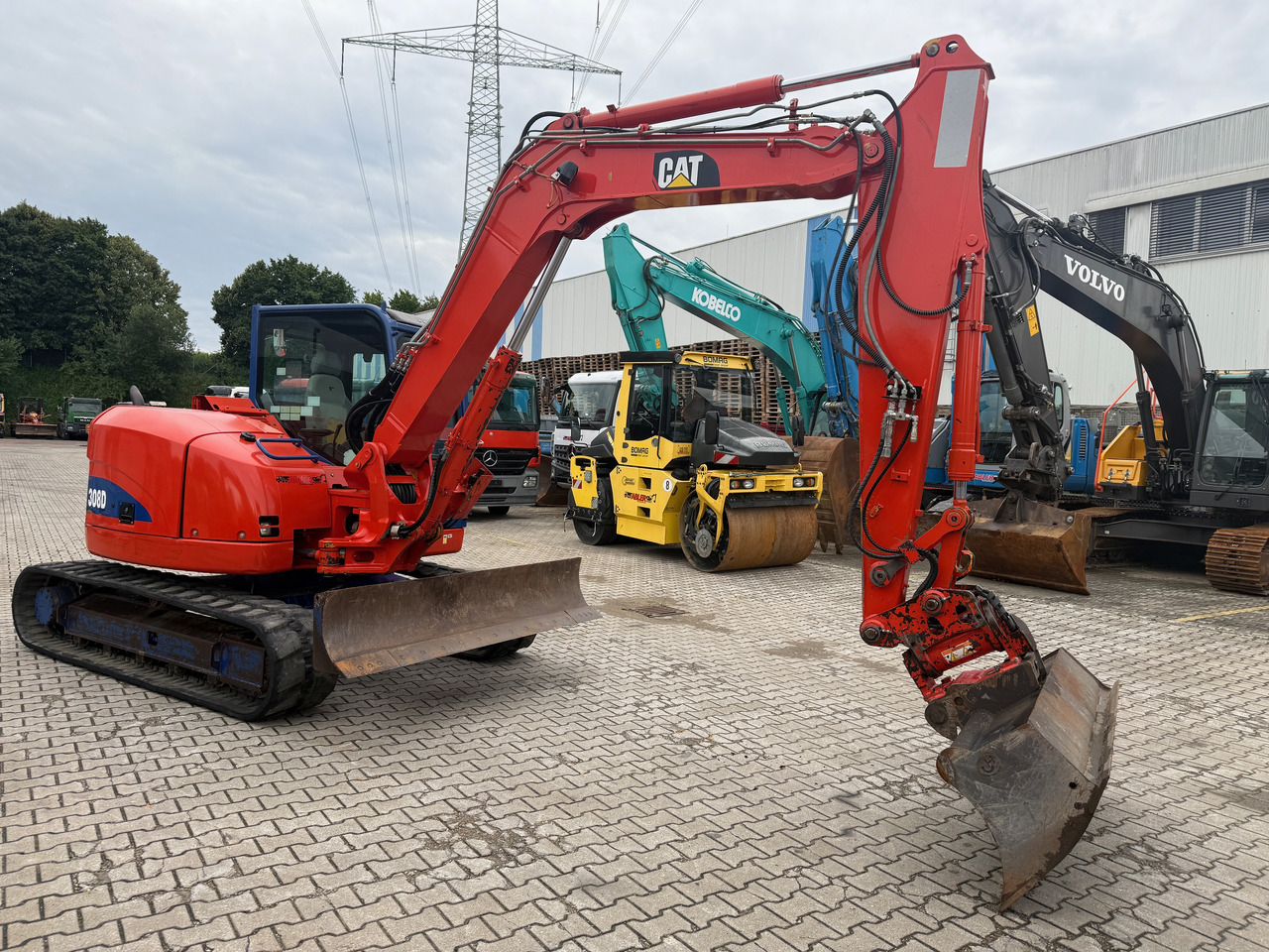 CAT 308D Nullheck Kompaktbagger Powertilt Klima - Escavadeira: foto 3 CAT 308D Nullheck Kompaktbagger Powertilt Klima - Escavadeira: foto 3