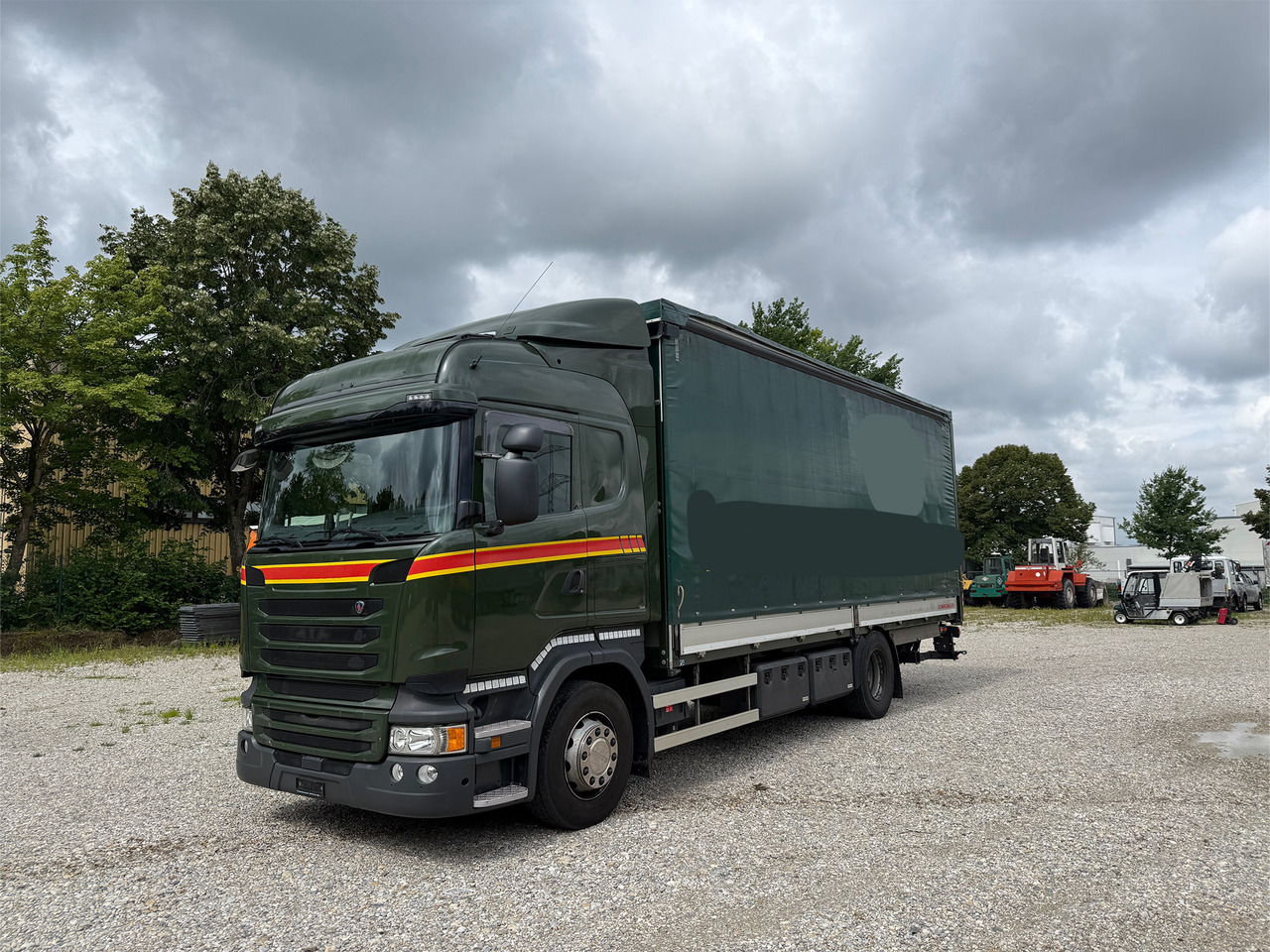 Scania R450 Gardine+Bordwand+Edscha AHK LBW - Caminhão com lona: foto 2 Scania R450 Gardine+Bordwand+Edscha AHK LBW - Caminhão com lona: foto 2