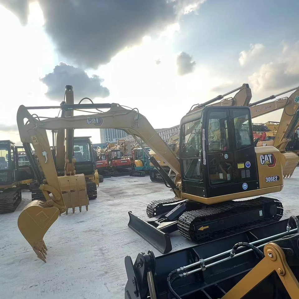 Mini escavadeira CATERPILLAR 306E2: foto 10 Mini escavadeira CATERPILLAR 306E2: foto 10