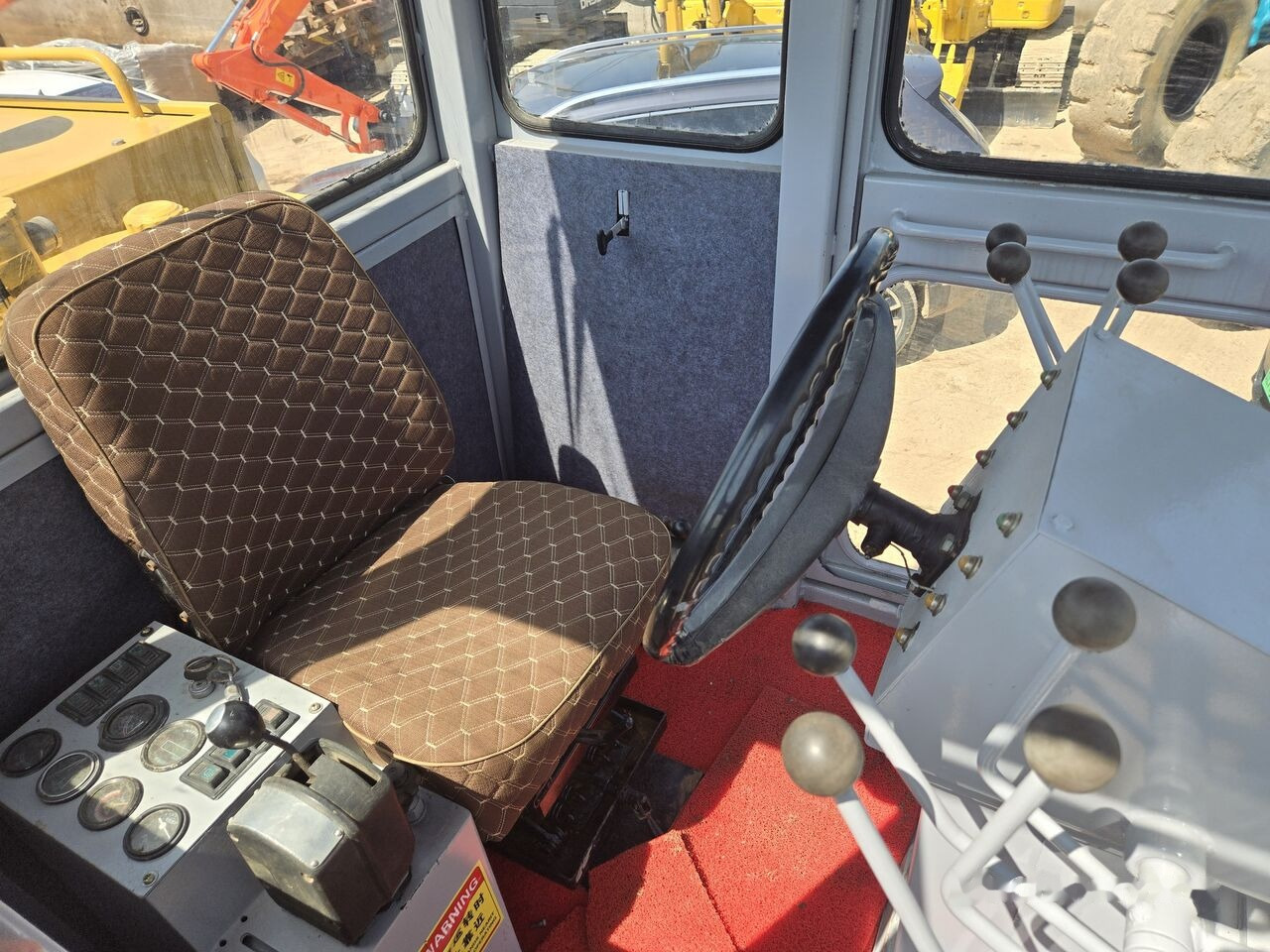 Motoniveladora Caterpillar 140K: foto 6