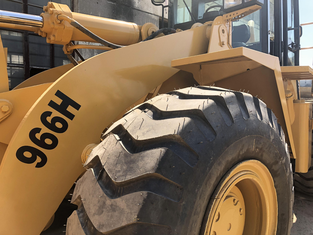 Caterpillar 966H - Carregadeira de rodas: foto 5 Caterpillar 966H - Carregadeira de rodas: foto 5