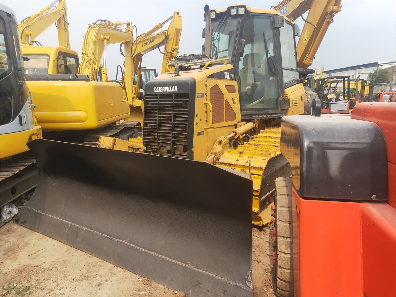 Caterpillar D5K - Buldôzer: foto 3 Caterpillar D5K - Buldôzer: foto 3