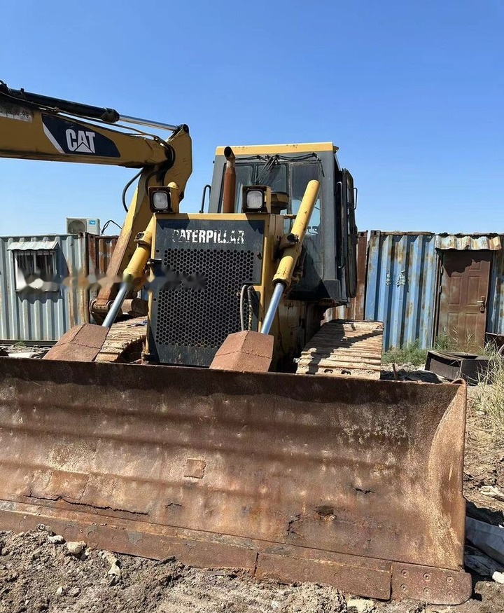 Caterpillar D6G-2 - Buldôzer: foto 1 Caterpillar D6G-2 - Buldôzer: foto 1