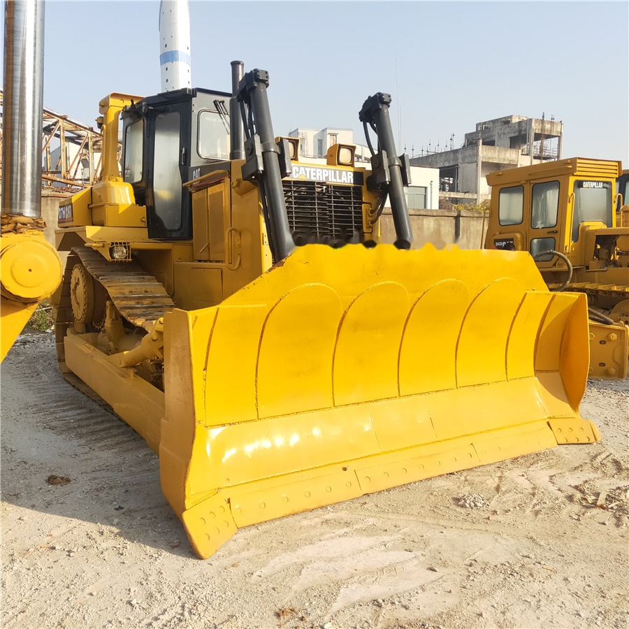 Caterpillar D7H - Buldôzer: foto 2 Caterpillar D7H - Buldôzer: foto 2