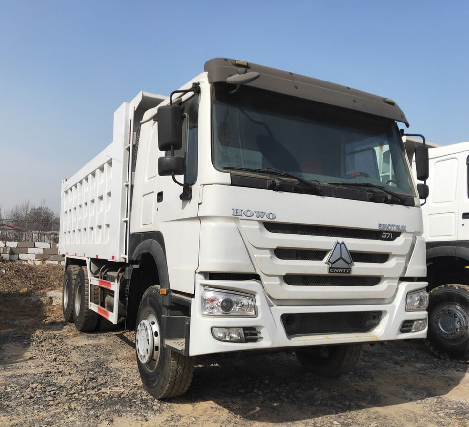 Howo - Caminhão basculante: foto 2 Howo - Caminhão basculante: foto 2