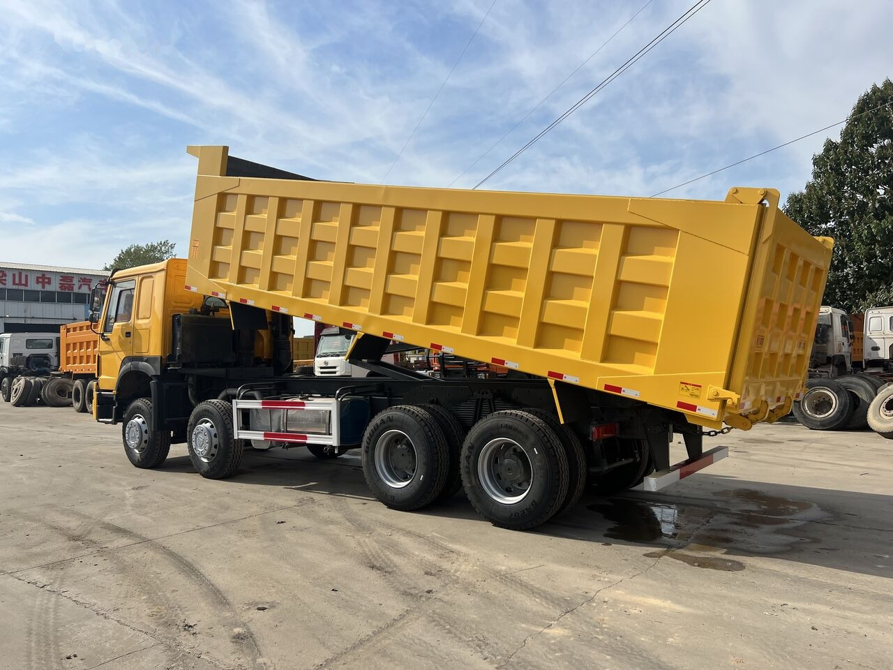 Howo - Caminhão basculante: foto 5 Howo - Caminhão basculante: foto 5