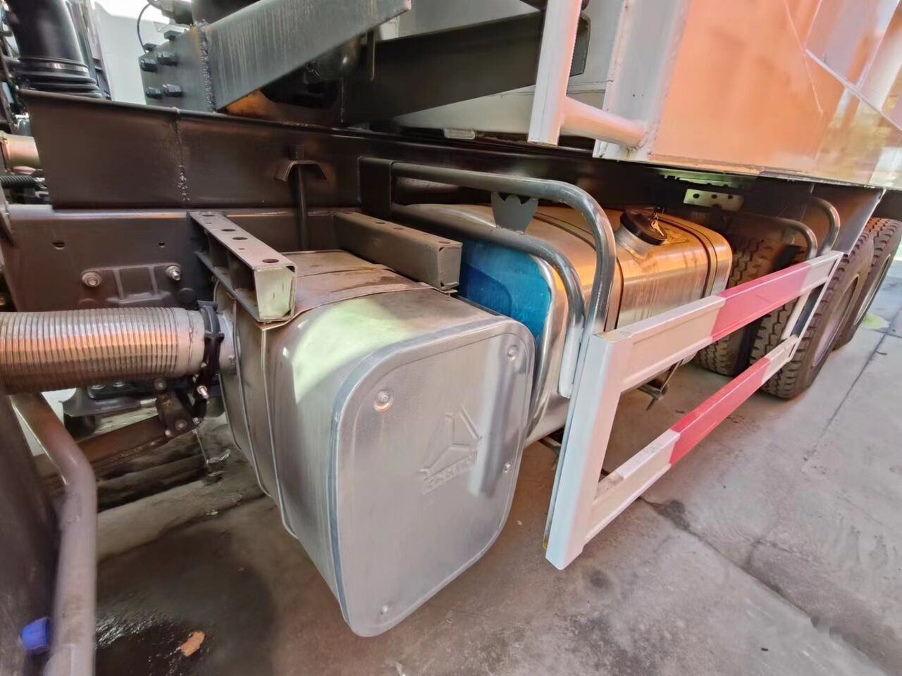 Howo New - Caminhão basculante: foto 5 Howo New - Caminhão basculante: foto 5