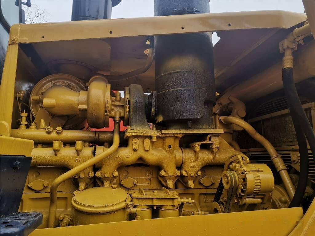 Komatsu D155A-2 - Buldôzer: foto 5 Komatsu D155A-2 - Buldôzer: foto 5