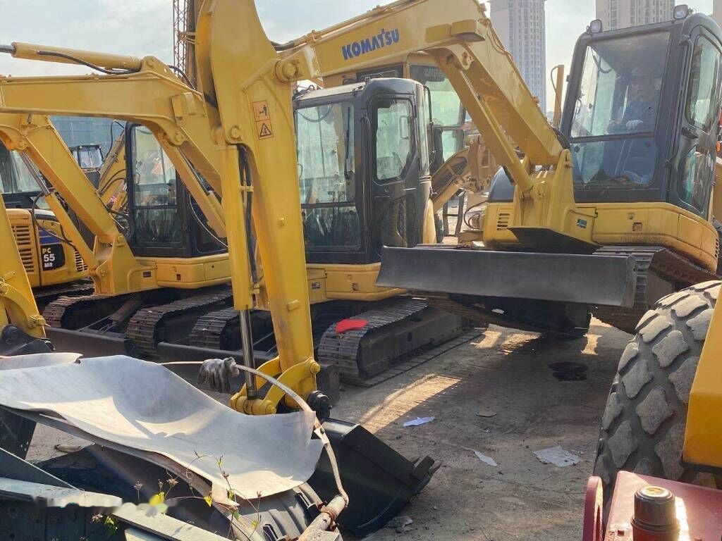 Komatsu PC55MR-2 - Mini escavadeira: foto 5 Komatsu PC55MR-2 - Mini escavadeira: foto 5