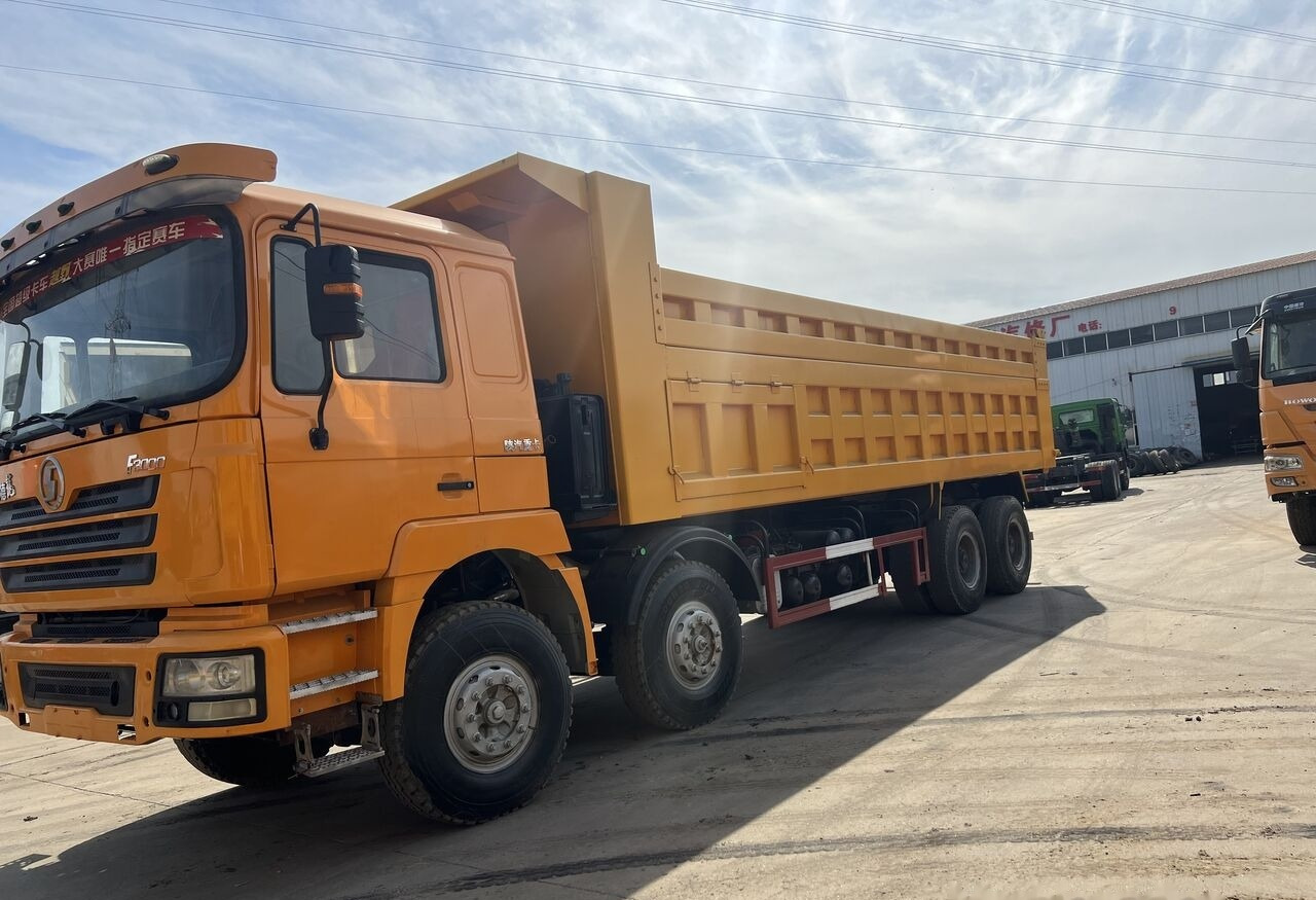 Shacman F3000 - Caminhão basculante: foto 1 Shacman F3000 - Caminhão basculante: foto 1