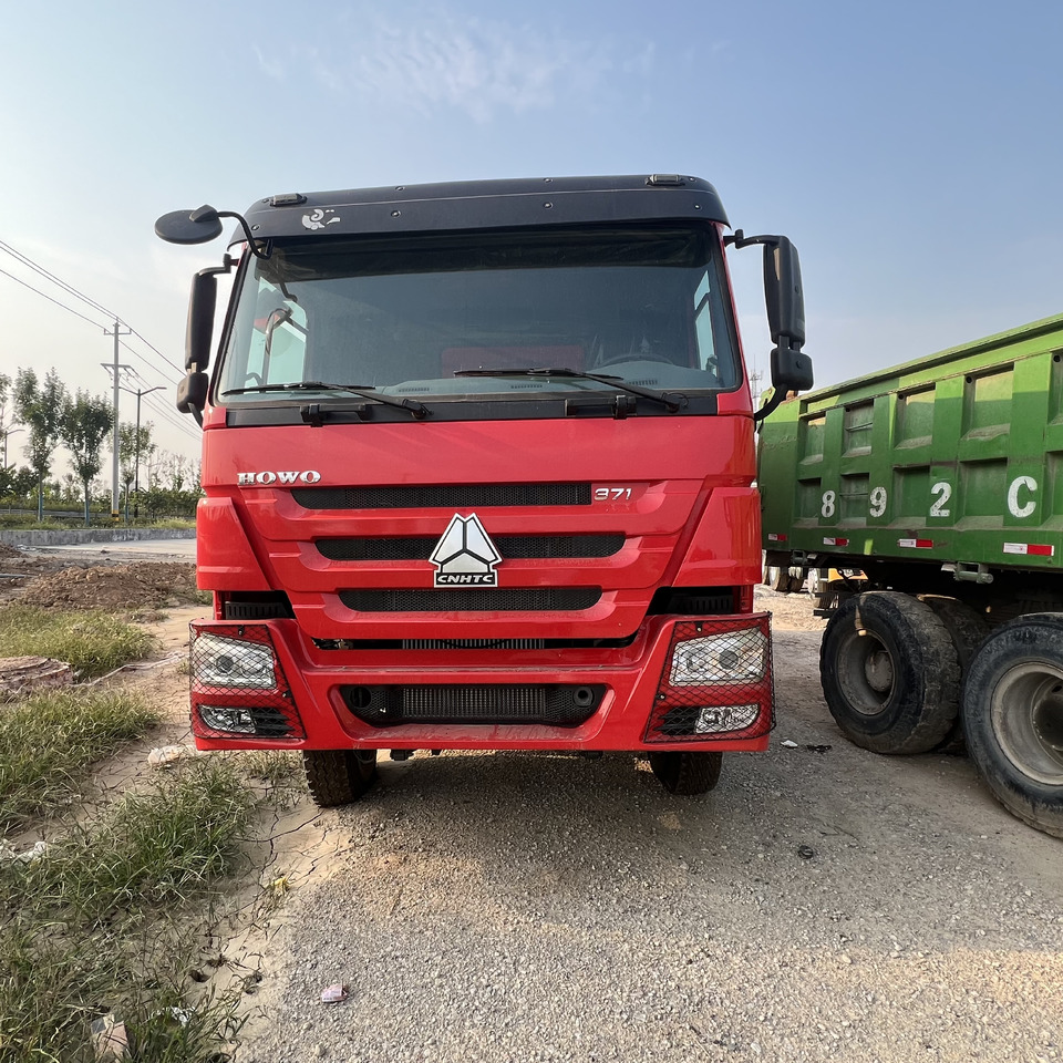 Caminhão basculante Sinotruk HOWO 371 6*4 Dump truck: foto 8