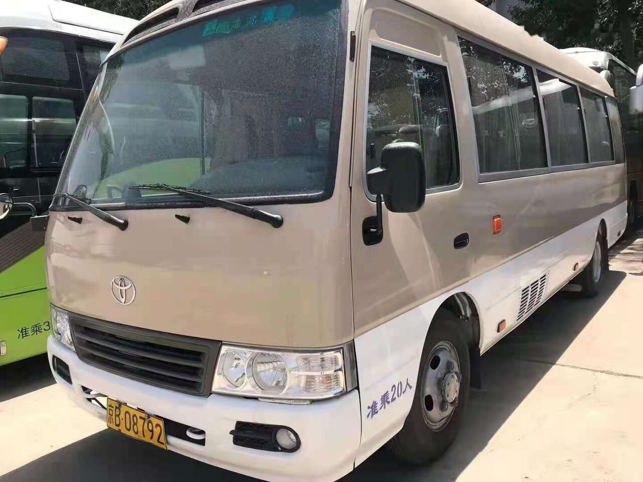 Toyota Coaster - Ônibus suburbano: foto 1 Toyota Coaster - Ônibus suburbano: foto 1