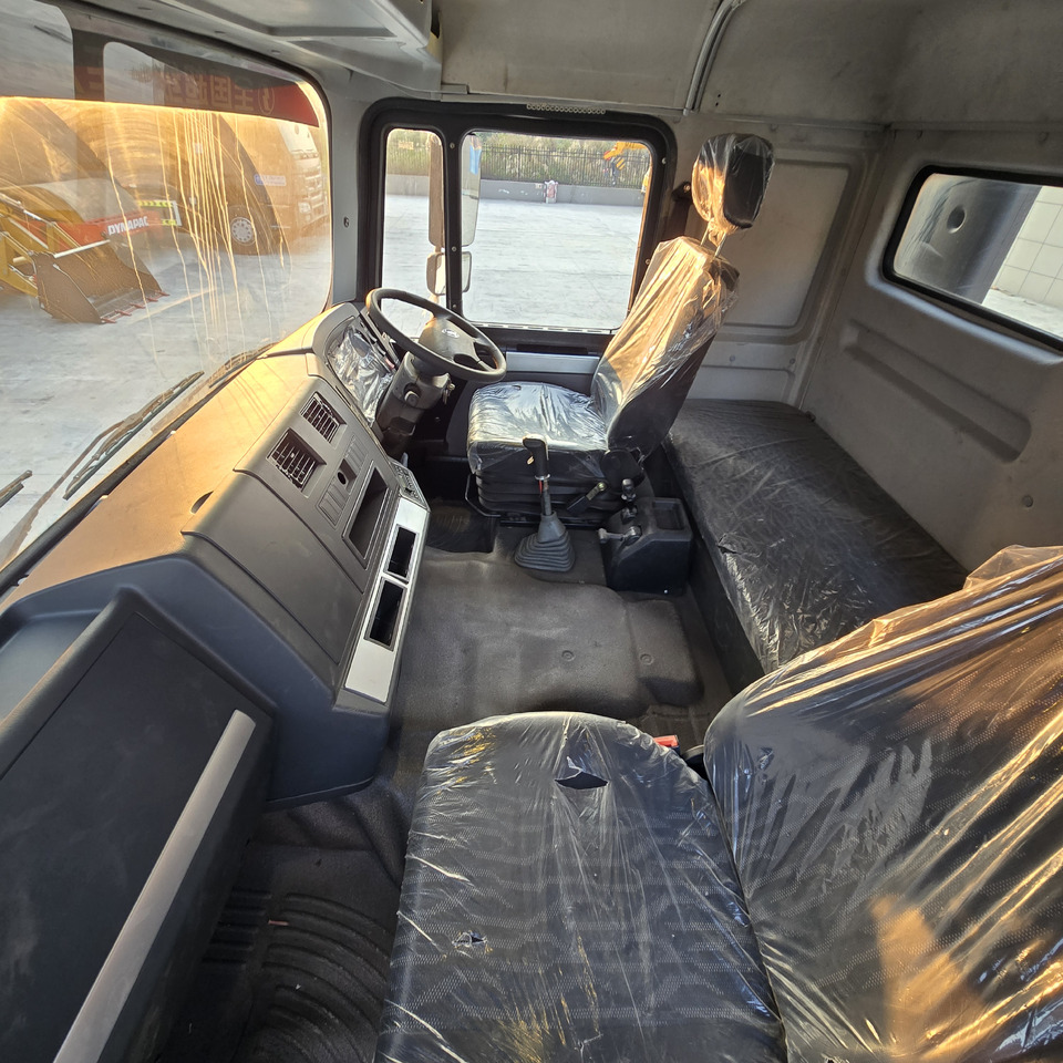 Tractor SHACMAN F3000: foto 9